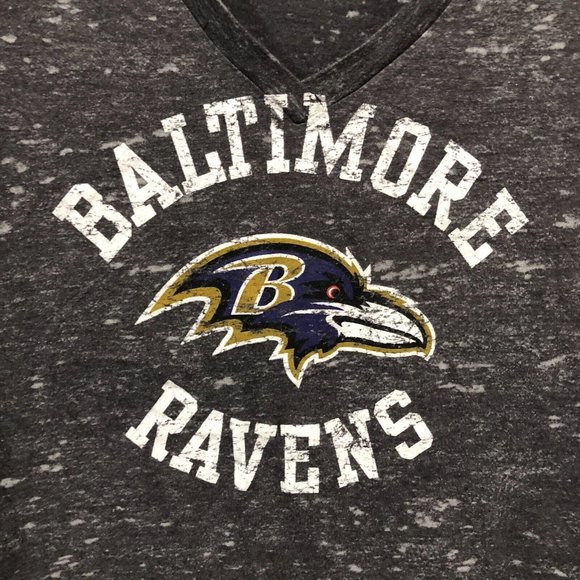 Baltimore Ravens Gray V-neck T-shirt NFL Team Apparel Womens Medium - Picture 2 of 8